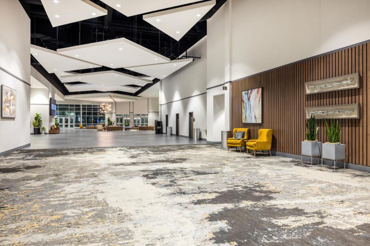 Hotel Crowne Plaza - Kearney By Ihg Exterior foto
